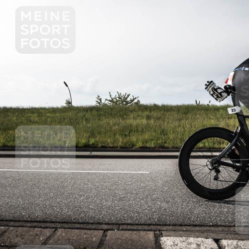 21.06.2026 - 29. Vierlanden-Triathlon H.Heesch http://msf.ph/oto/9849691 21.06.2026 08:42:17 Radfahren 9, 23 meine-sportfotos.de