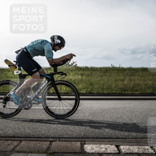 21.06.2026 - 29. Vierlanden-Triathlon H.Heesch http://msf.ph/oto/9849705 21.06.2026 08:45:42 Radfahren 24, 107 meine-sportfotos.de