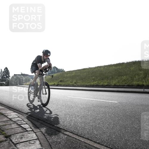 21.06.2026 - 29. Vierlanden-Triathlon H.Heesch http://msf.ph/oto/9849815 21.06.2026 08:42:17 Radfahren 9, 23 meine-sportfotos.de