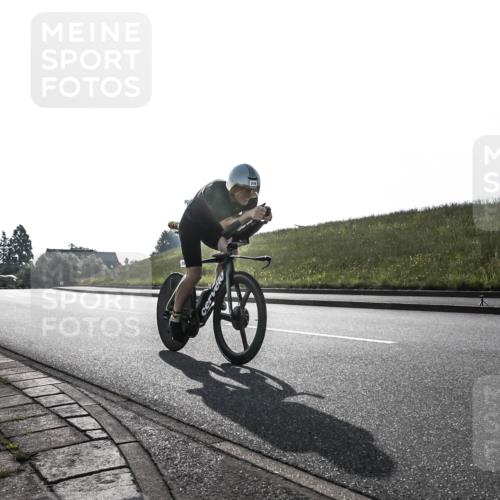 21.06.2026 - 29. Vierlanden-Triathlon H.Heesch http://msf.ph/oto/9849816 21.06.2026 08:43:09 Radfahren 216 meine-sportfotos.de