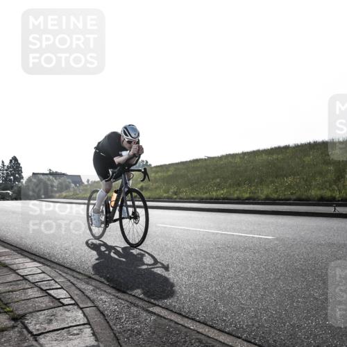 21.06.2026 - 29. Vierlanden-Triathlon H.Heesch http://msf.ph/oto/9849821 21.06.2026 08:44:35 Radfahren 79 meine-sportfotos.de