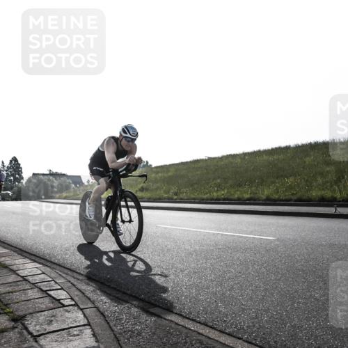 21.06.2026 - 29. Vierlanden-Triathlon H.Heesch http://msf.ph/oto/9849822 21.06.2026 08:45:12 Radfahren 63, 127, 211 meine-sportfotos.de