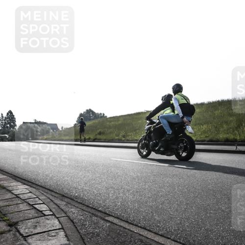 21.06.2026 - 29. Vierlanden-Triathlon H.Heesch http://msf.ph/oto/9849827 21.06.2026 08:45:17 Radfahren 63 meine-sportfotos.de