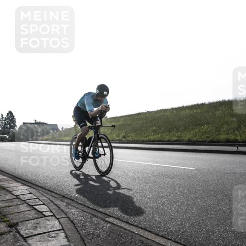 21.06.2026 - 29. Vierlanden-Triathlon H.Heesch http://msf.ph/oto/9849829 21.06.2026 08:45:42 Radfahren 24, 107 meine-sportfotos.de