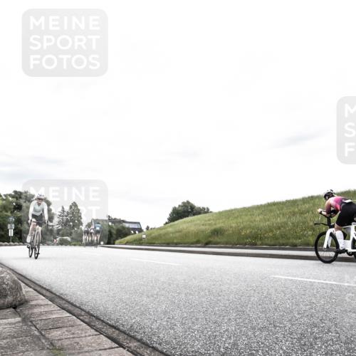 21.06.2026 - 29. Vierlanden-Triathlon H.Heesch http://msf.ph/oto/9849915 21.06.2026 10:27:31 Radfahren 87, 563 meine-sportfotos.de