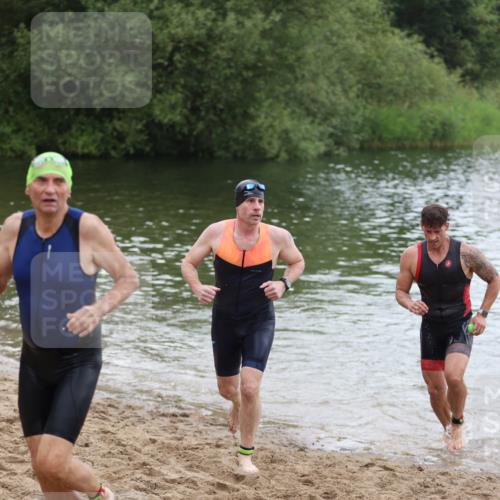 21.06.2026 - 29. Vierlanden-Triathlon Andreas Tolksdorf http://msf.ph/oto/9849979 21.06.2026 10:08:31 Schwimmen 403, 418, 422, 432, 476, 1356 meine-sportfotos.de
