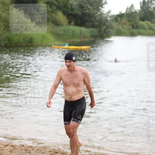 21.06.2026 - 29. Vierlanden-Triathlon Andreas Tolksdorf http://msf.ph/oto/9850001 21.06.2026 10:08:34 Schwimmen 403, 418, 422, 432, 1356 meine-sportfotos.de