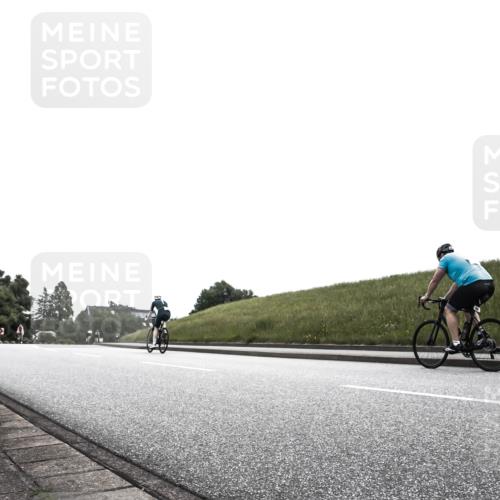 21.06.2026 - 29. Vierlanden-Triathlon H.Heesch http://msf.ph/oto/9850057 21.06.2026 12:03:03 Radfahren  meine-sportfotos.de