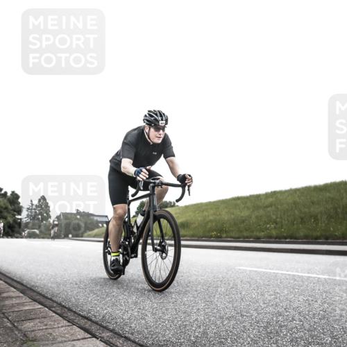21.06.2026 - 29. Vierlanden-Triathlon H.Heesch http://msf.ph/oto/9850069 21.06.2026 12:04:19 Radfahren 893, 894, 900 meine-sportfotos.de