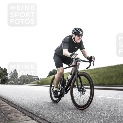 21.06.2026 - 29. Vierlanden-Triathlon H.Heesch http://msf.ph/oto/9850070 21.06.2026 12:04:19 Radfahren 893, 894, 900 meine-sportfotos.de