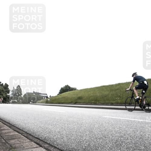 21.06.2026 - 29. Vierlanden-Triathlon H.Heesch http://msf.ph/oto/9850113 21.06.2026 12:05:43 Radfahren 767, 842, 849, 874, 918 meine-sportfotos.de