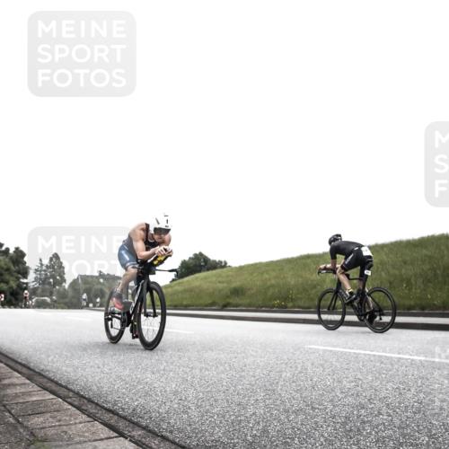 21.06.2026 - 29. Vierlanden-Triathlon H.Heesch http://msf.ph/oto/9850128 21.06.2026 12:05:55 Radfahren 827, 927, 942, 955 meine-sportfotos.de