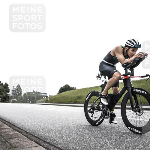 21.06.2026 - 29. Vierlanden-Triathlon H.Heesch http://msf.ph/oto/9850134 21.06.2026 12:06:00 Radfahren 852, 927, 942 meine-sportfotos.de