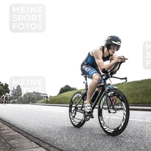 21.06.2026 - 29. Vierlanden-Triathlon H.Heesch http://msf.ph/oto/9850145 21.06.2026 12:06:08 Radfahren 248, 264, 706, 829, 913, 919, 941, 954, 956, 957, 963, 965, 966, 972, 975 meine-sportfotos.de