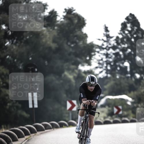 21.06.2026 - 29. Vierlanden-Triathlon H.Heesch http://msf.ph/oto/9850171 21.06.2026 08:40:49 Radfahren 2, 26 meine-sportfotos.de