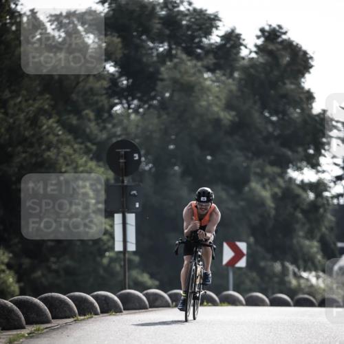 21.06.2026 - 29. Vierlanden-Triathlon H.Heesch http://msf.ph/oto/9850187 21.06.2026 08:41:40 Radfahren 16, 111 meine-sportfotos.de