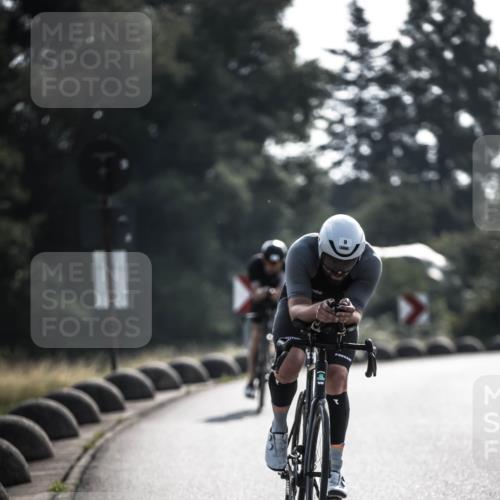 21.06.2026 - 29. Vierlanden-Triathlon H.Heesch http://msf.ph/oto/9850211 21.06.2026 08:42:14 Radfahren 9, 23 meine-sportfotos.de