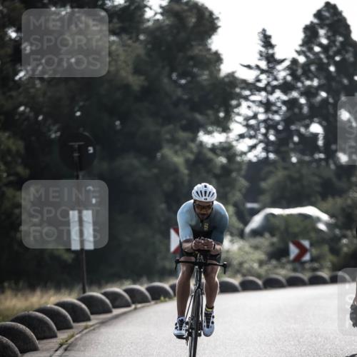 21.06.2026 - 29. Vierlanden-Triathlon H.Heesch http://msf.ph/oto/9850255 21.06.2026 08:44:08 Radfahren 30, 49 meine-sportfotos.de