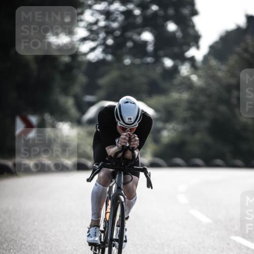 21.06.2026 - 29. Vierlanden-Triathlon H.Heesch http://msf.ph/oto/9850273 21.06.2026 08:44:32 Radfahren 79 meine-sportfotos.de