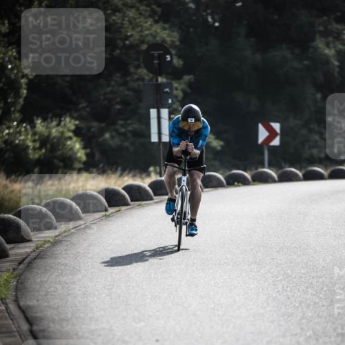 21.06.2026 - 29. Vierlanden-Triathlon H.Heesch http://msf.ph/oto/9850344 21.06.2026 08:45:50 Radfahren 36, 60 meine-sportfotos.de