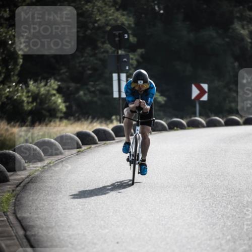 21.06.2026 - 29. Vierlanden-Triathlon H.Heesch http://msf.ph/oto/9850347 21.06.2026 08:45:50 Radfahren 36, 60 meine-sportfotos.de