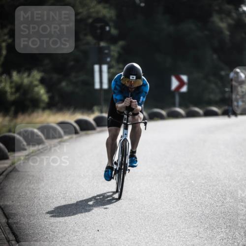 21.06.2026 - 29. Vierlanden-Triathlon H.Heesch http://msf.ph/oto/9850354 21.06.2026 08:45:50 Radfahren 36, 60 meine-sportfotos.de
