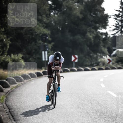 21.06.2026 - 29. Vierlanden-Triathlon H.Heesch http://msf.ph/oto/9850358 21.06.2026 08:45:54 Radfahren 36, 60 meine-sportfotos.de