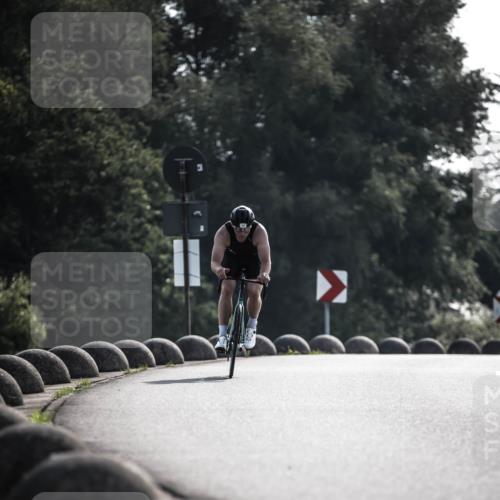 21.06.2026 - 29. Vierlanden-Triathlon H.Heesch http://msf.ph/oto/9850377 21.06.2026 08:46:58 Radfahren 13, 212 meine-sportfotos.de