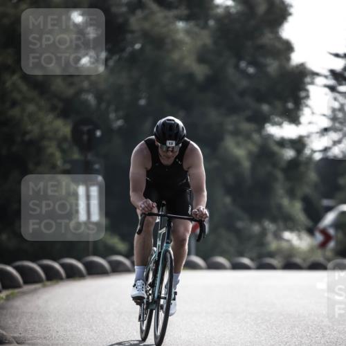 21.06.2026 - 29. Vierlanden-Triathlon H.Heesch http://msf.ph/oto/9850383 21.06.2026 08:46:59 Radfahren 13, 212 meine-sportfotos.de