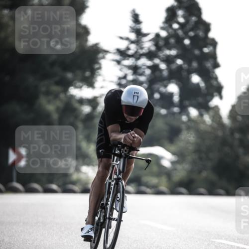 21.06.2026 - 29. Vierlanden-Triathlon H.Heesch http://msf.ph/oto/9850408 21.06.2026 08:47:05 Radfahren 37, 212 meine-sportfotos.de