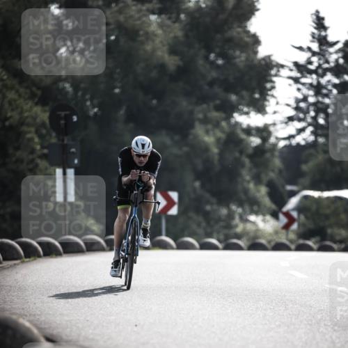 21.06.2026 - 29. Vierlanden-Triathlon H.Heesch http://msf.ph/oto/9850411 21.06.2026 08:47:08 Radfahren 37, 212 meine-sportfotos.de