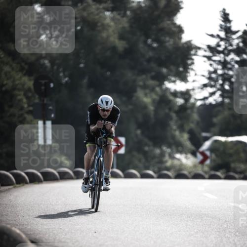 21.06.2026 - 29. Vierlanden-Triathlon H.Heesch http://msf.ph/oto/9850414 21.06.2026 08:47:09 Radfahren 37 meine-sportfotos.de