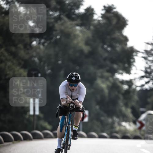 21.06.2026 - 29. Vierlanden-Triathlon H.Heesch http://msf.ph/oto/9850425 21.06.2026 08:47:24 Radfahren 12 meine-sportfotos.de