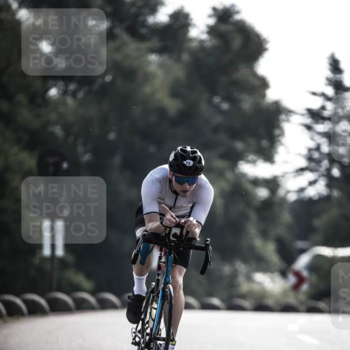 21.06.2026 - 29. Vierlanden-Triathlon H.Heesch http://msf.ph/oto/9850431 21.06.2026 08:47:24 Radfahren 12 meine-sportfotos.de