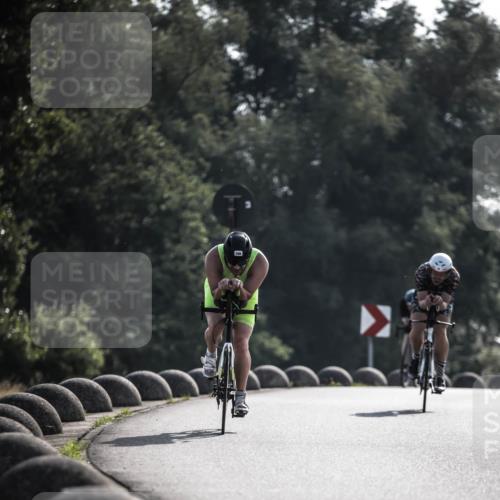 21.06.2026 - 29. Vierlanden-Triathlon H.Heesch http://msf.ph/oto/9850477 21.06.2026 08:48:01 Radfahren 32, 155, 166 meine-sportfotos.de