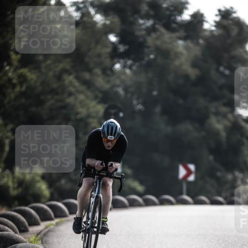 21.06.2026 - 29. Vierlanden-Triathlon H.Heesch http://msf.ph/oto/9850488 21.06.2026 08:48:05 Radfahren 32, 155, 166 meine-sportfotos.de