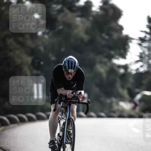 21.06.2026 - 29. Vierlanden-Triathlon H.Heesch http://msf.ph/oto/9850497 21.06.2026 08:48:06 Radfahren 32, 155, 166 meine-sportfotos.de