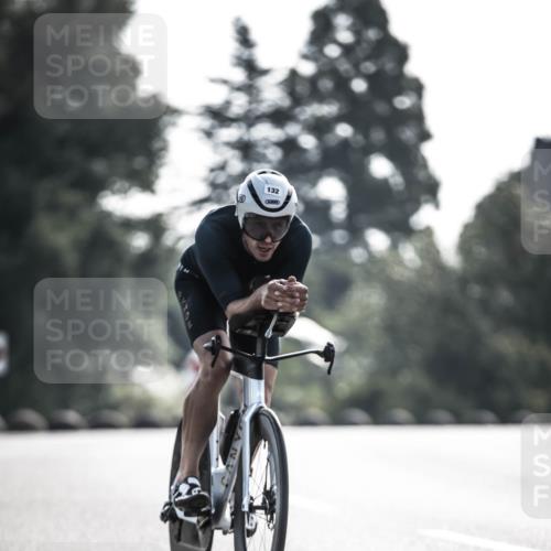 21.06.2026 - 29. Vierlanden-Triathlon H.Heesch http://msf.ph/oto/9850550 21.06.2026 08:48:43 Radfahren 103, 132 meine-sportfotos.de