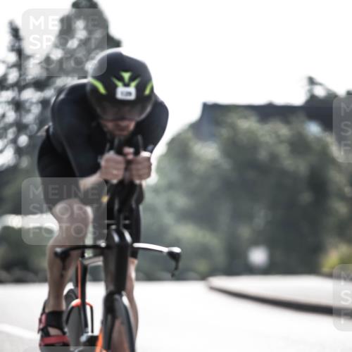 21.06.2026 - 29. Vierlanden-Triathlon H.Heesch http://msf.ph/oto/9850605 21.06.2026 08:49:07 Radfahren 129 meine-sportfotos.de