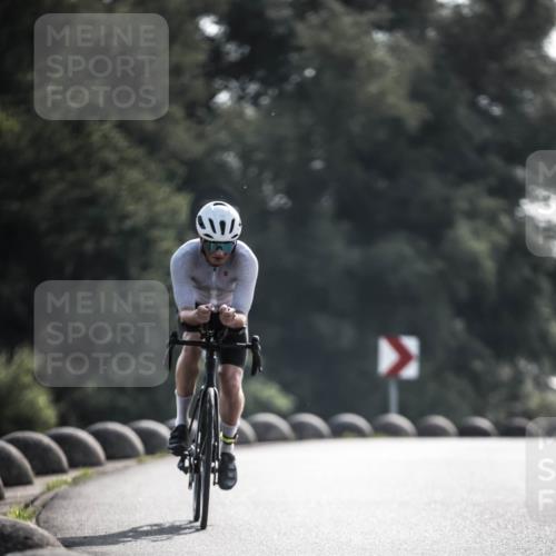21.06.2026 - 29. Vierlanden-Triathlon H.Heesch http://msf.ph/oto/9850638 21.06.2026 08:49:56 Radfahren 62 meine-sportfotos.de