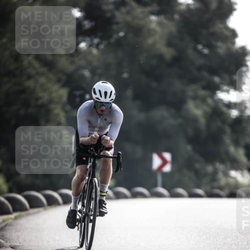 21.06.2026 - 29. Vierlanden-Triathlon H.Heesch http://msf.ph/oto/9850645 21.06.2026 08:49:57 Radfahren 62 meine-sportfotos.de
