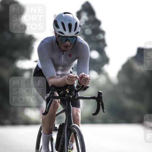21.06.2026 - 29. Vierlanden-Triathlon H.Heesch http://msf.ph/oto/9850664 21.06.2026 08:49:58 Radfahren 62 meine-sportfotos.de