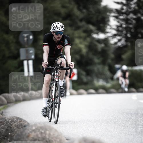 21.06.2026 - 29. Vierlanden-Triathlon H.Heesch http://msf.ph/oto/9850726 21.06.2026 10:27:12 Radfahren 24, 89, 101, 108, 486, 517 meine-sportfotos.de