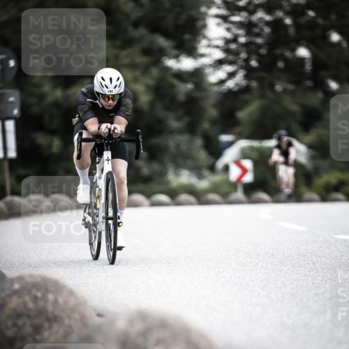 21.06.2026 - 29. Vierlanden-Triathlon H.Heesch http://msf.ph/oto/9850773 21.06.2026 10:27:18 Radfahren 24, 101, 223, 339, 378, 385, 391, 486, 513 meine-sportfotos.de