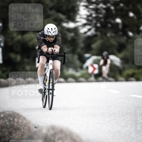 21.06.2026 - 29. Vierlanden-Triathlon H.Heesch http://msf.ph/oto/9850779 21.06.2026 10:27:18 Radfahren 24, 101, 223, 339, 378, 385, 391, 486, 513 meine-sportfotos.de