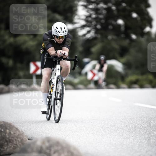 21.06.2026 - 29. Vierlanden-Triathlon H.Heesch http://msf.ph/oto/9850784 21.06.2026 10:27:18 Radfahren 24, 101, 223, 339, 378, 385, 391, 486, 513 meine-sportfotos.de