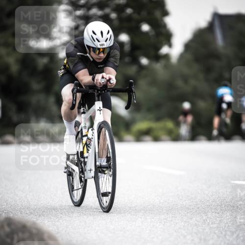21.06.2026 - 29. Vierlanden-Triathlon H.Heesch http://msf.ph/oto/9850796 21.06.2026 10:27:19 Radfahren 10, 24, 101, 223, 298, 339, 378, 385, 391, 486, 513 meine-sportfotos.de