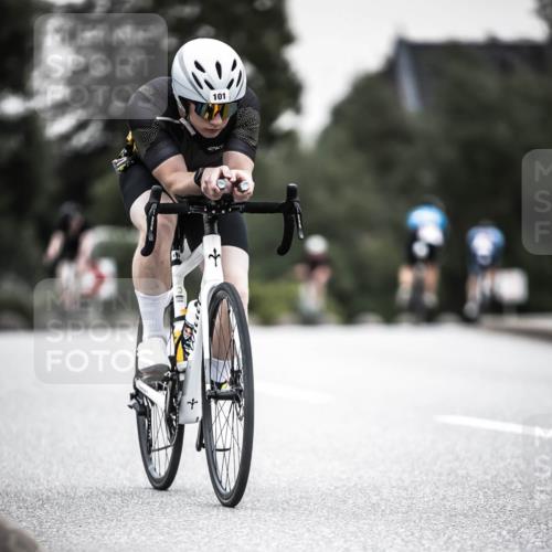 21.06.2026 - 29. Vierlanden-Triathlon H.Heesch http://msf.ph/oto/9850801 21.06.2026 10:27:19 Radfahren 10, 24, 101, 223, 298, 339, 378, 385, 391, 486, 513 meine-sportfotos.de