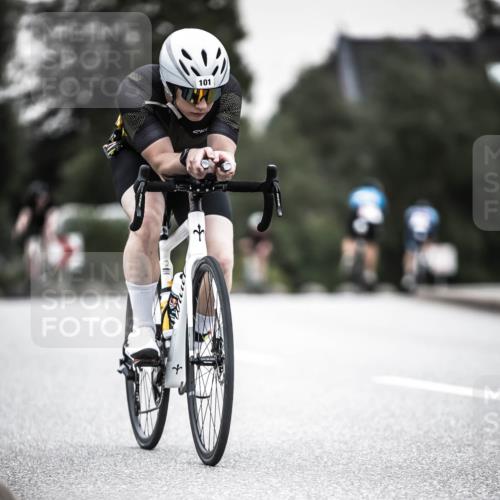 21.06.2026 - 29. Vierlanden-Triathlon H.Heesch http://msf.ph/oto/9850803 21.06.2026 10:27:19 Radfahren 10, 24, 101, 223, 298, 339, 378, 385, 391, 486, 513 meine-sportfotos.de