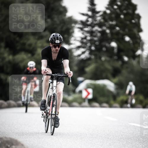21.06.2026 - 29. Vierlanden-Triathlon H.Heesch http://msf.ph/oto/9850810 21.06.2026 10:27:24 Radfahren 10, 223, 298, 339, 378, 385, 391, 513, 563 meine-sportfotos.de